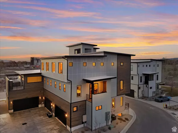 Holladay, UT 84117,4928 S BEVERLY CT E