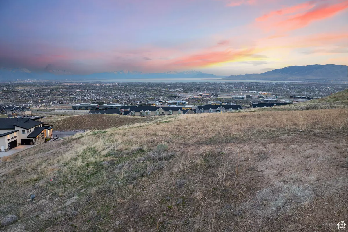 Lehi, UT 84043,1433 W SUMMER VIEW CIR #235