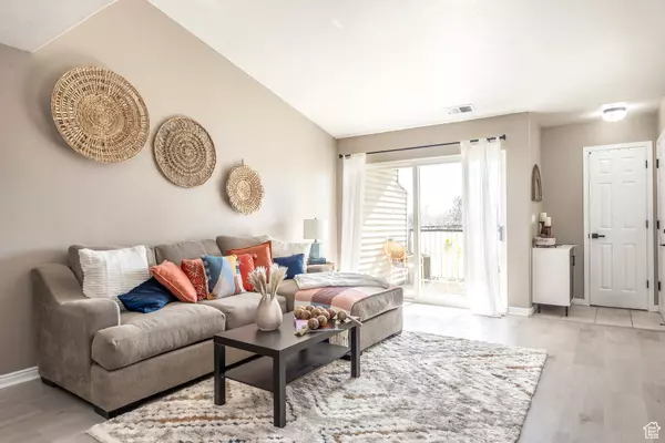 Salt Lake City, UT 84119,966 W BIG RIVER CT #3