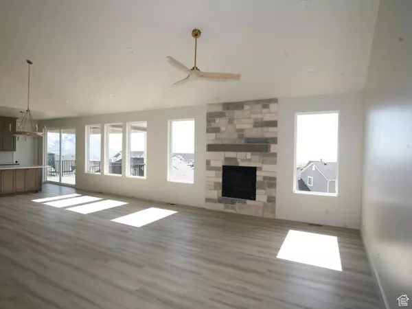 North Ogden, UT 84414,145 E 4100 N