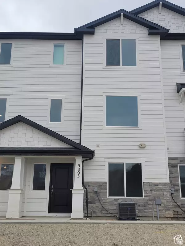 Eagle Mountain, UT 84005,1884 E THUNDER LN #512