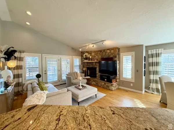 Cottonwood Heights, UT 84121,6991 S CANYON PINES CIR E