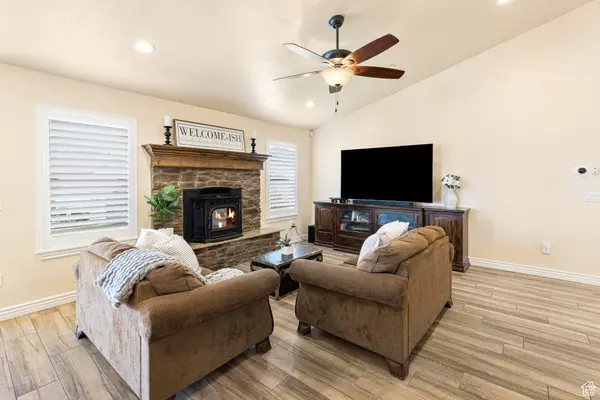 Grantsville, UT 84029,841 N HALE ST #1