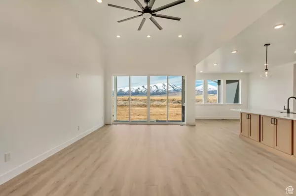 Eagle Mountain, UT 84005,8077 N BRISTLE CONE RD