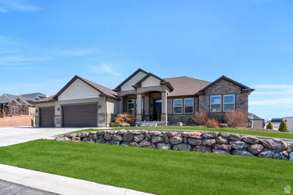 9844 N FAUST STATION DR W, Eagle Mountain, UT 84005