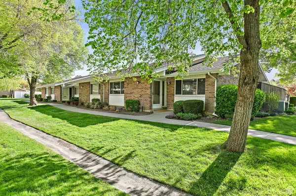 Murray, UT 84107,851 E THREE FOUNTAINS DR #240