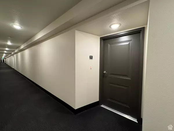 Provo, UT 84604,2244 N CANYON RD #304