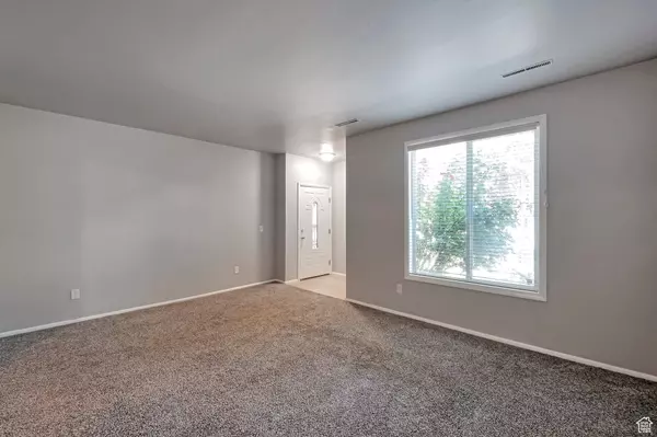 Provo, UT 84604,3212 N SHADOWBROOK DR W