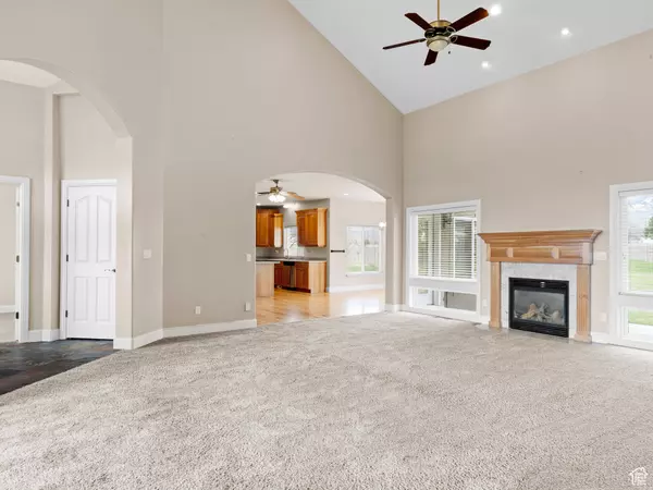 Highland, UT 84003,9900 N EAST CRIMSON CT