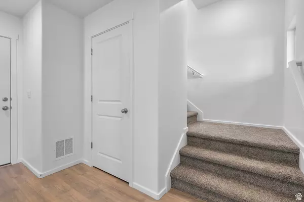 Eagle Mountain, UT 84005,1872 E THUNDER LN #515