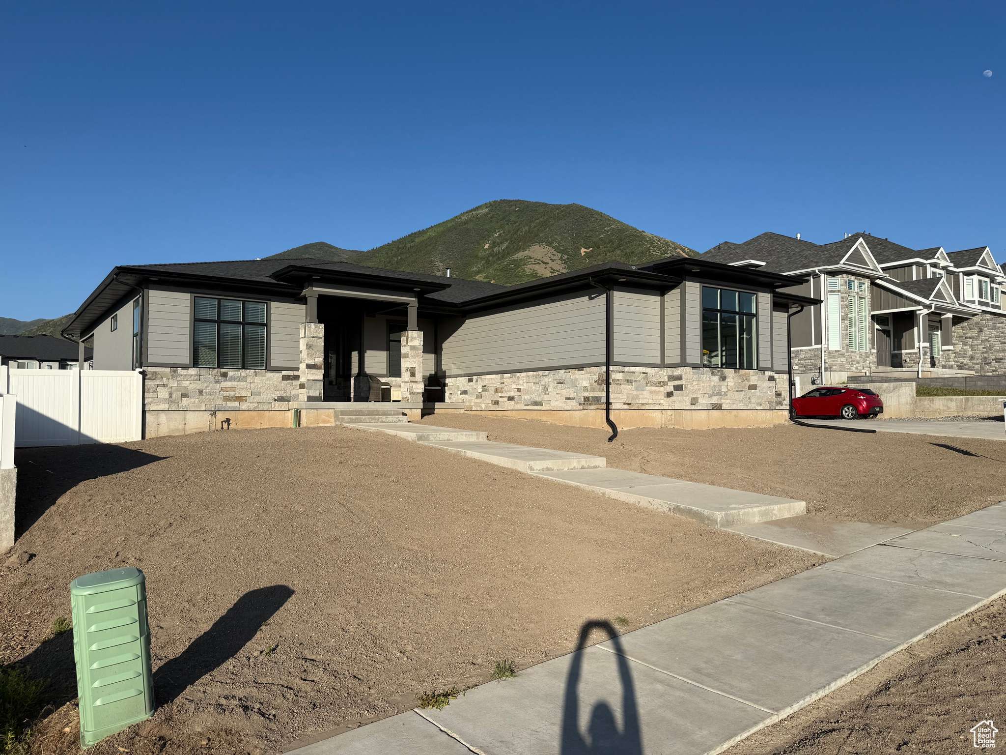 393 S CORNER VIEW DR, Tooele, UT 84074