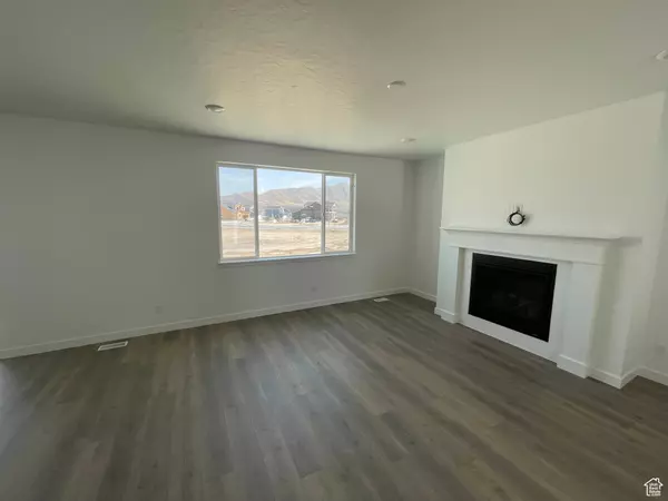 Eagle Mountain, UT 84005,5472 N TRAILSIDE #430