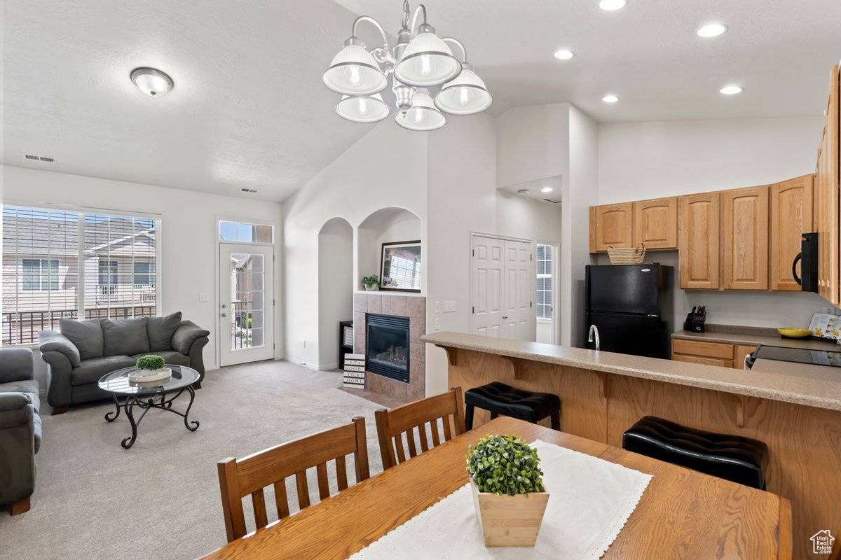6351 W TRAVELER LN, West Jordan, UT 84081
