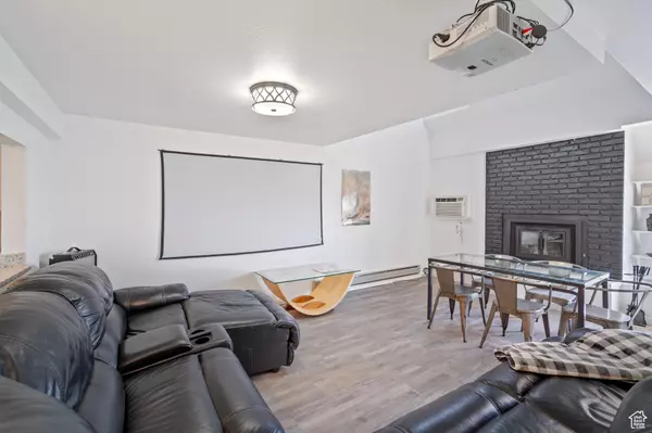 Salt Lake City, UT 84102,960 E 100 S #D7