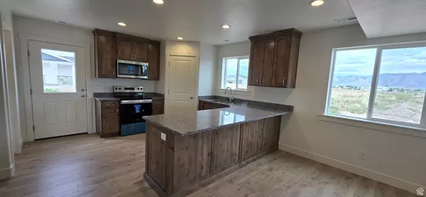 Tremonton, UT 84337,340 N 2650 W #18