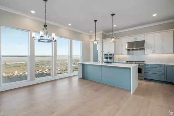 North Salt Lake, UT 84054,946 S WINTER LN S #213