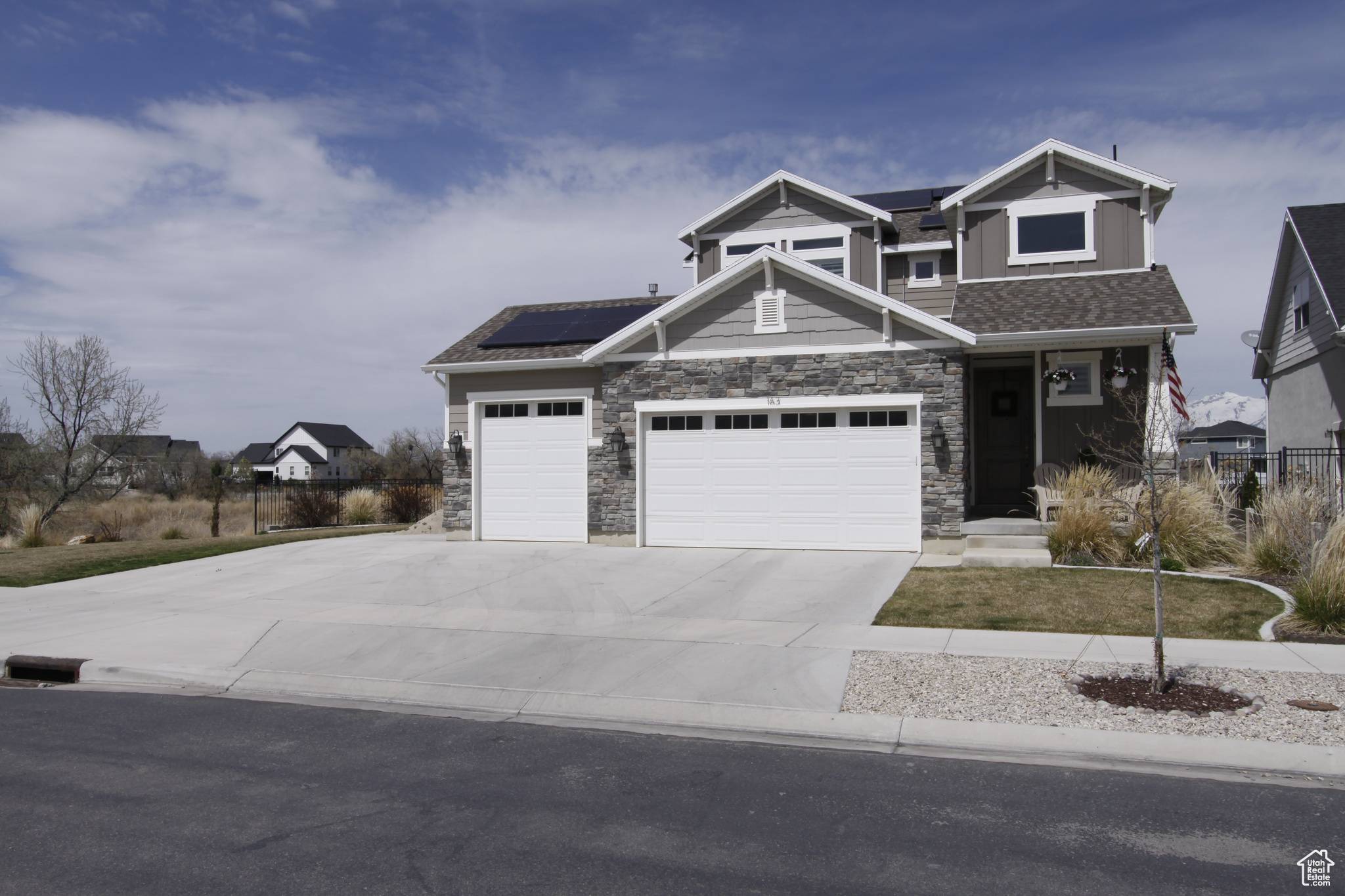 163 E ZINFANDEL LN, Vineyard, UT 84059