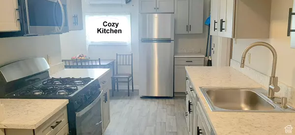 Moab, UT 84532,338 E 100 N