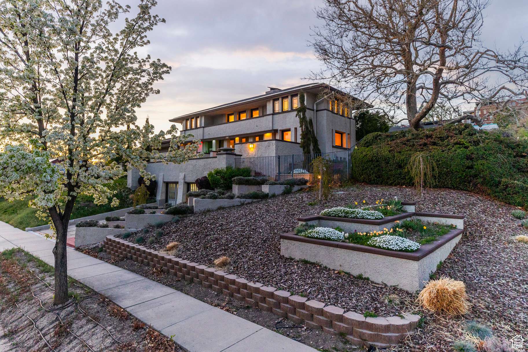 381 E 11TH AVE, Salt Lake City, UT 84103