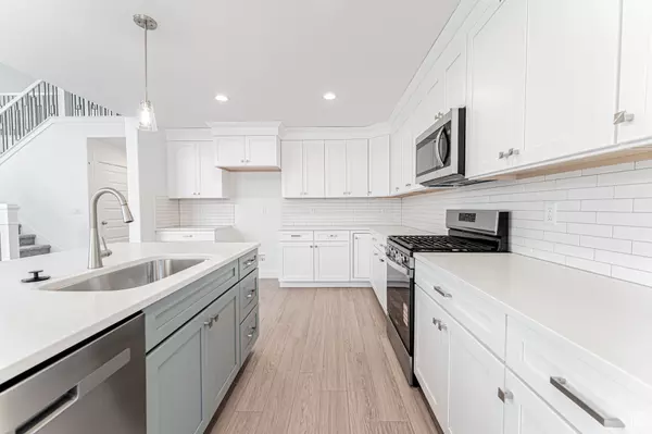 Herriman, UT 84096,6492 W ROARING RIVER LN #205