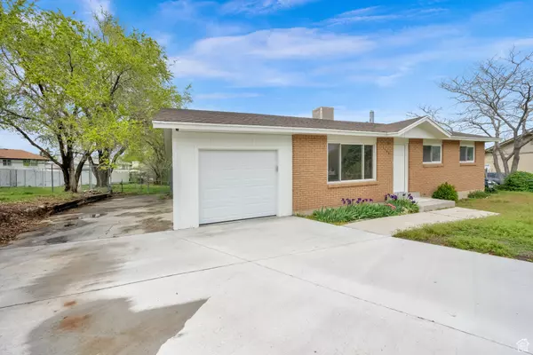 West Valley City, UT 84120,5148 W REDFLOWER CIR