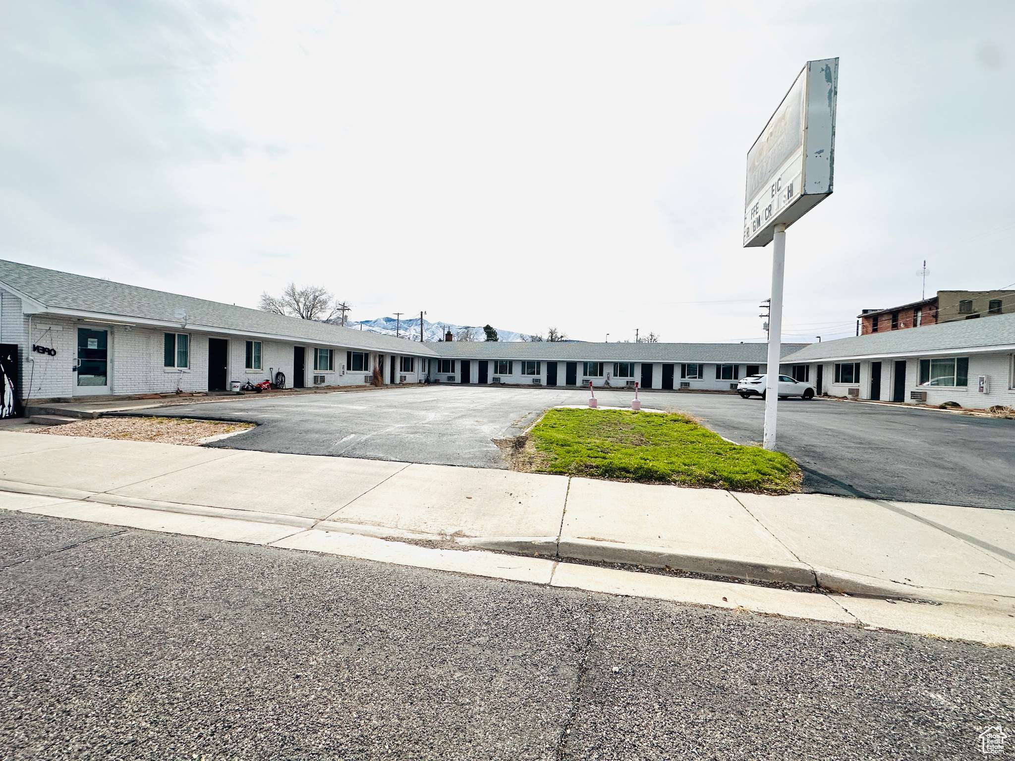 30 E CENTER ST, Fillmore, UT 84631