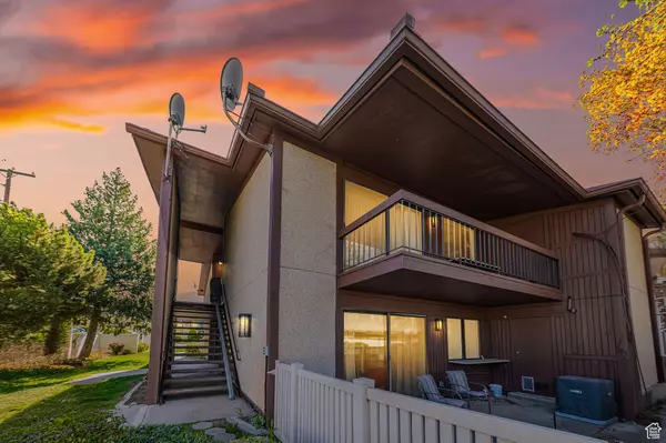 North Ogden, UT 84414,325 E 2550 N #4