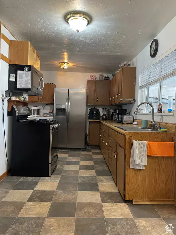 East Carbon, UT 84520,345 DENVER AVE