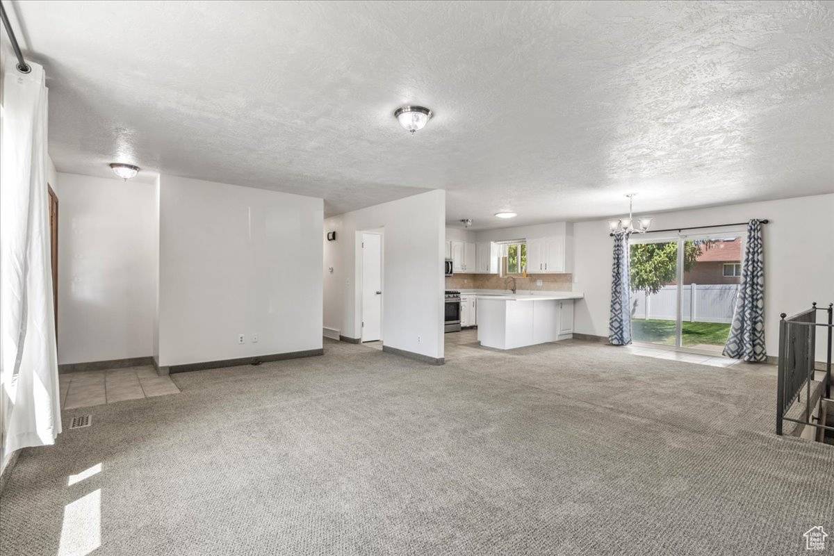 Murray, UT 84123,636 W VINE ST S