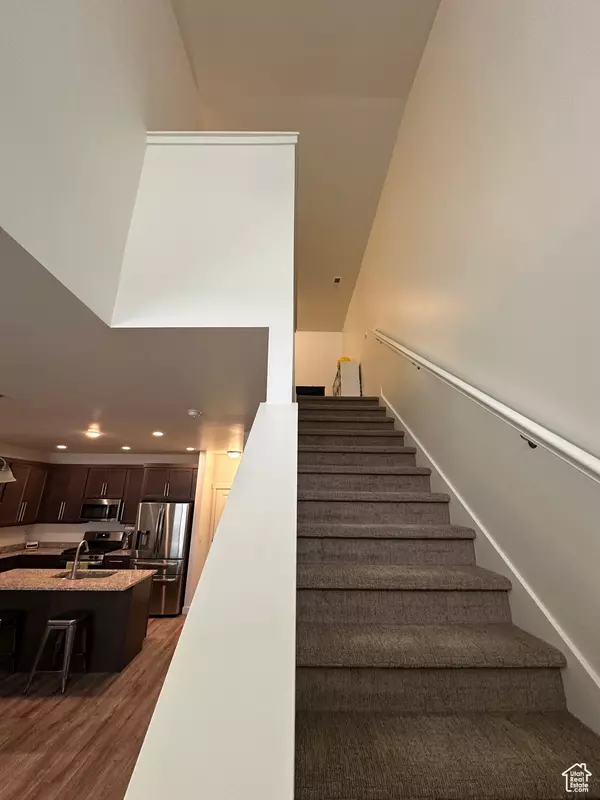 Layton, UT 84041,938 N 800 E