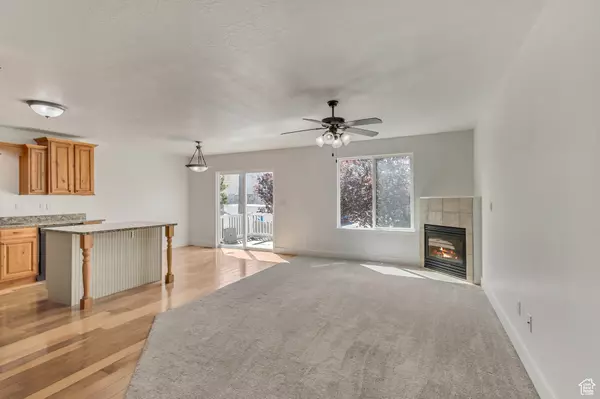 Bountiful, UT 84010,2074 S ORCHARD DR