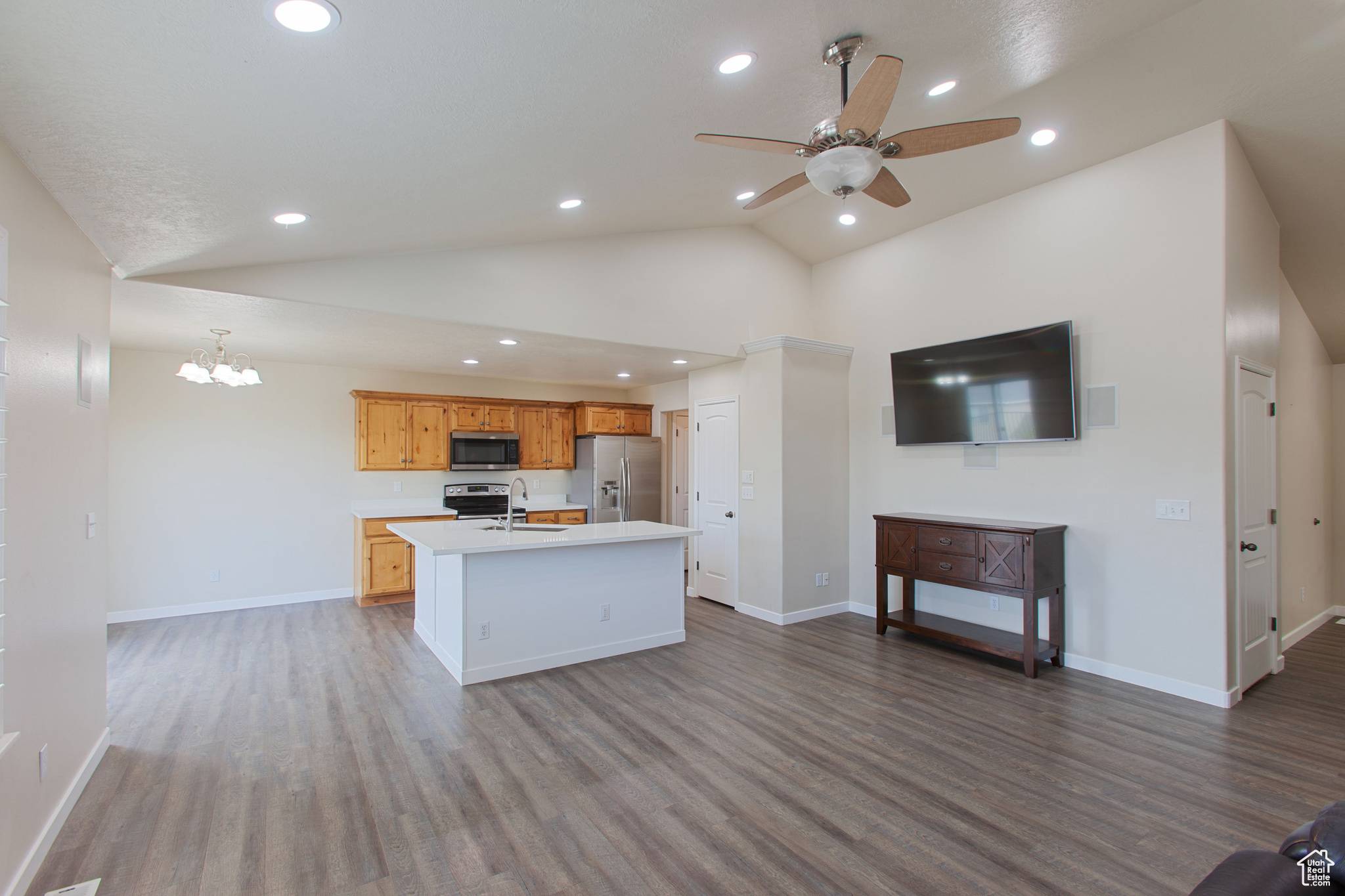 Payson, UT 84651,1582 S 790 W