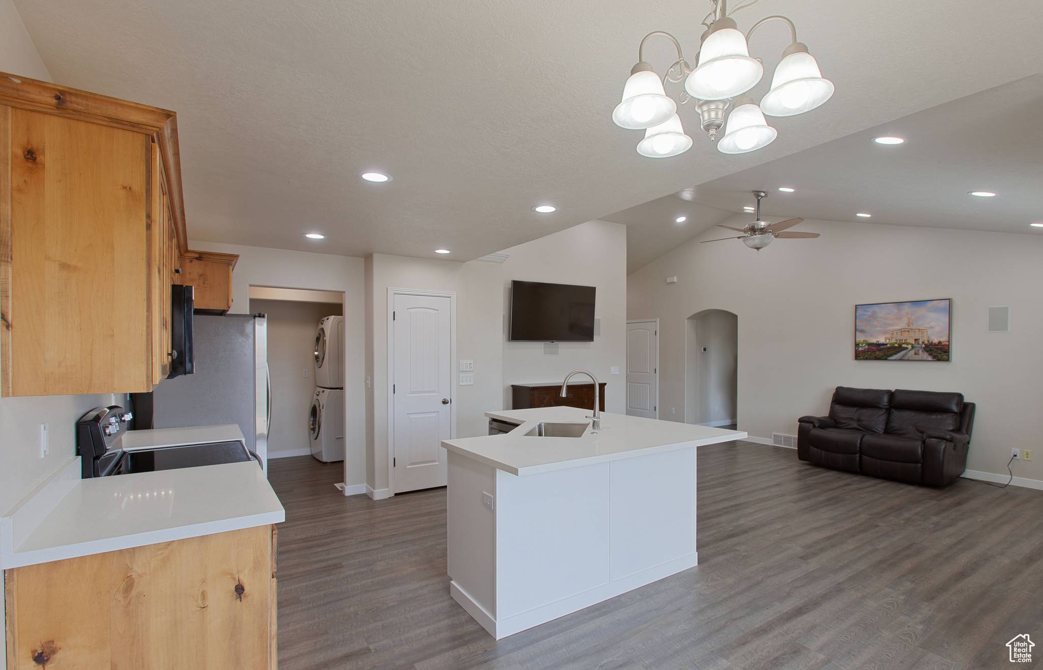 Payson, UT 84651,1582 S 790 W