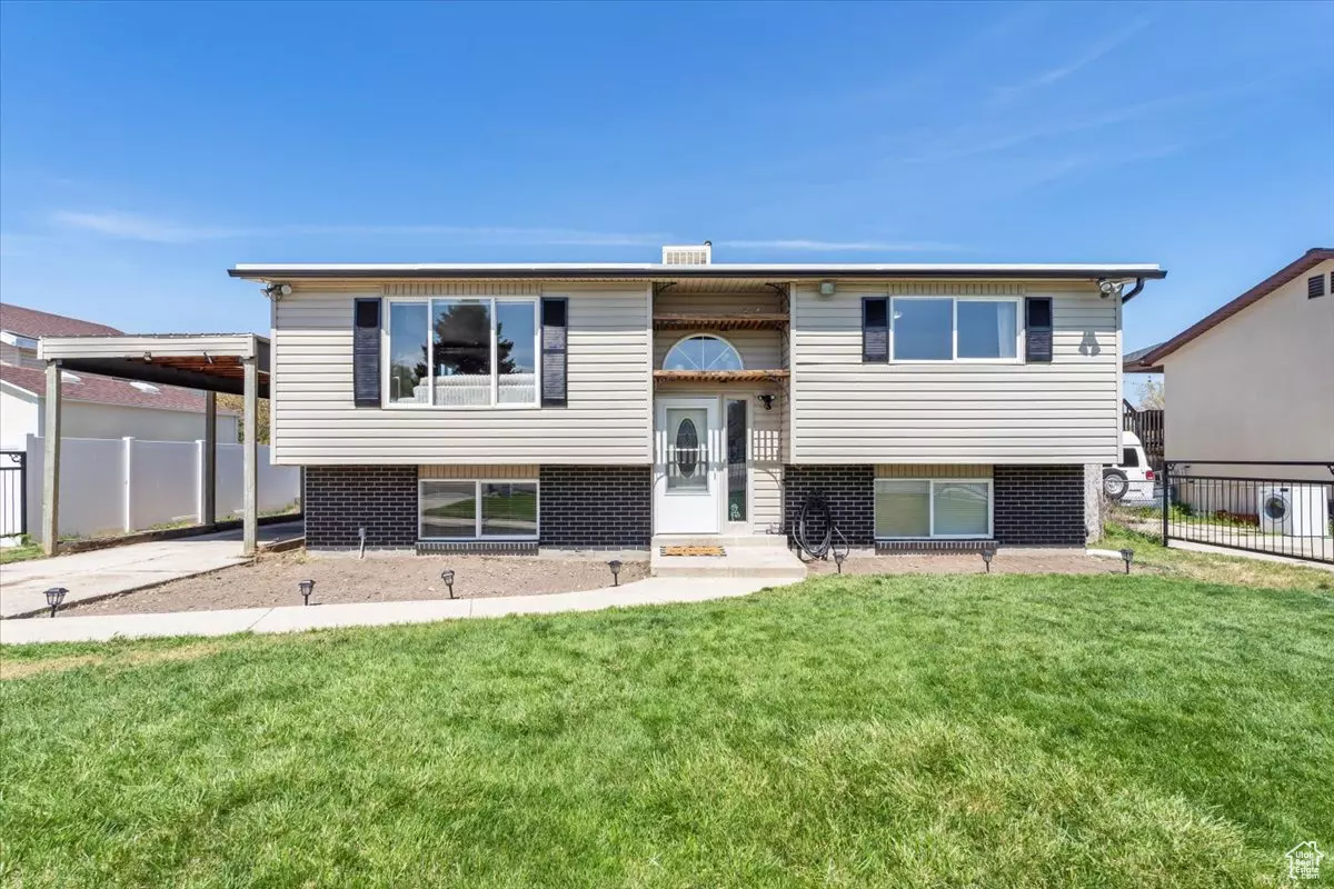 West Valley City, UT 84120,5066 W BOOTHILL DR