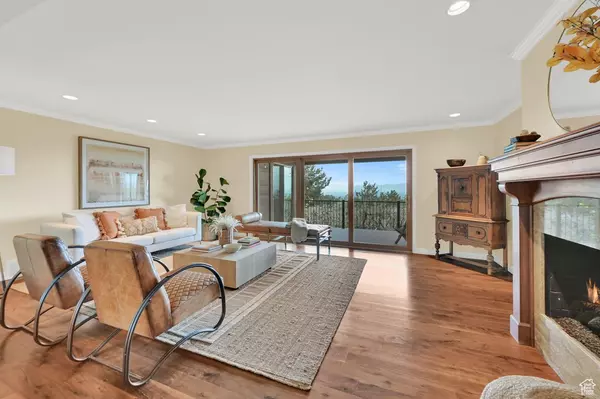 Salt Lake City, UT 84109,2200 S SCENIC DR E