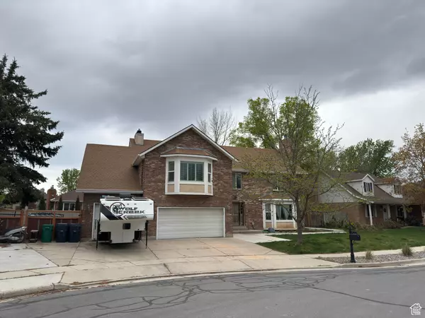 1944 E BRANDON PARK PL, Sandy, UT 84092