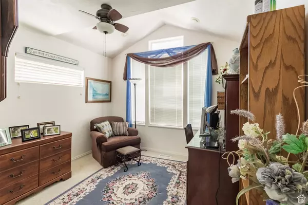 Roosevelt, UT 84066,103 E 1150 S