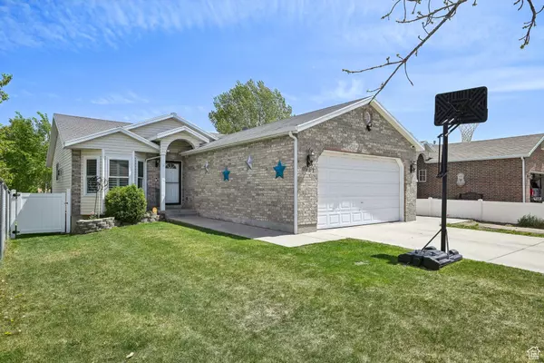 West Jordan, UT 84081,8551 S LAUREL OAK DR W