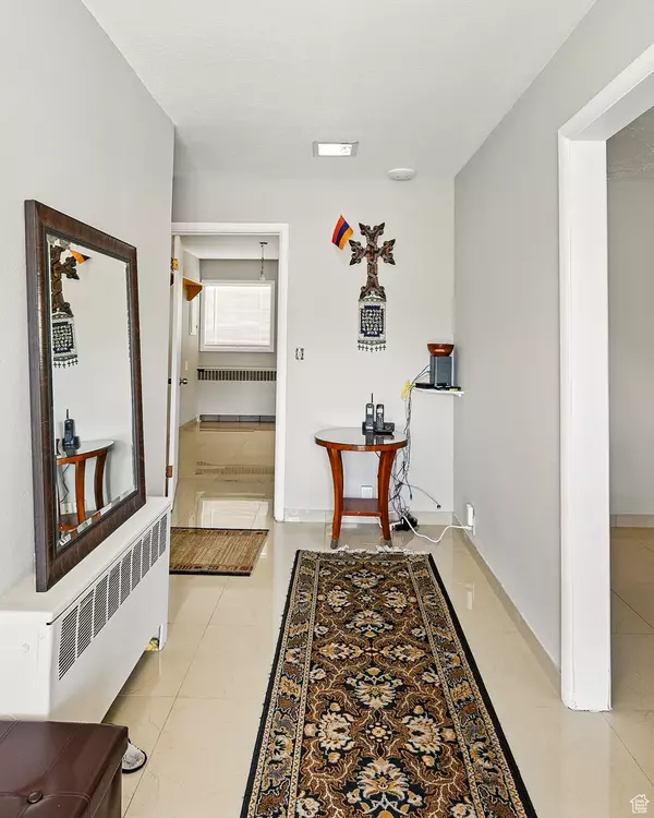 Bicknell, UT 84715,63 E MAIN