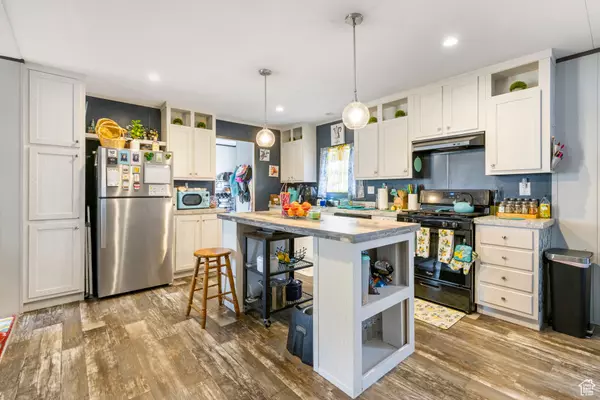 North Salt Lake, UT 84054,370 GALAHAD ST