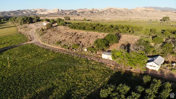 Torrey, UT 84775,4551 S 600 E