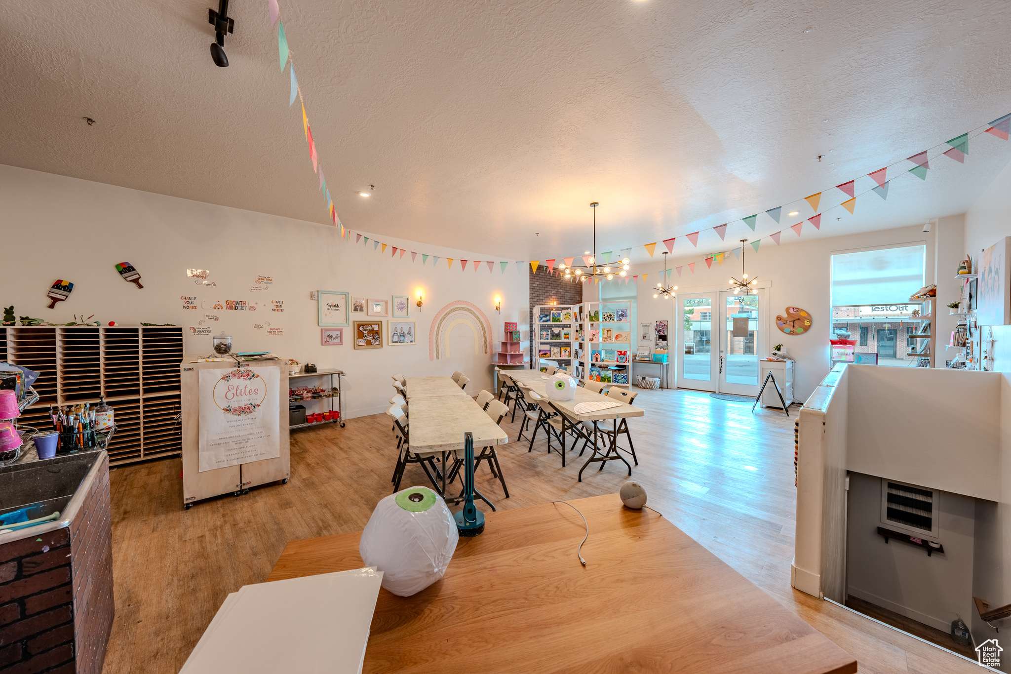 Pleasant Grove, UT 84062,45 S MAIN E #101
