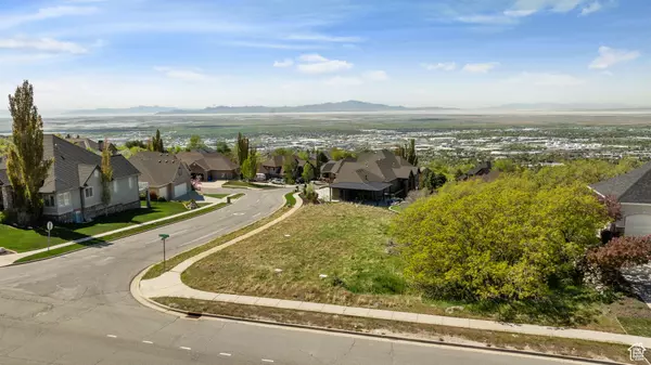 4330 S MONARCH DR E, Bountiful, UT 84010