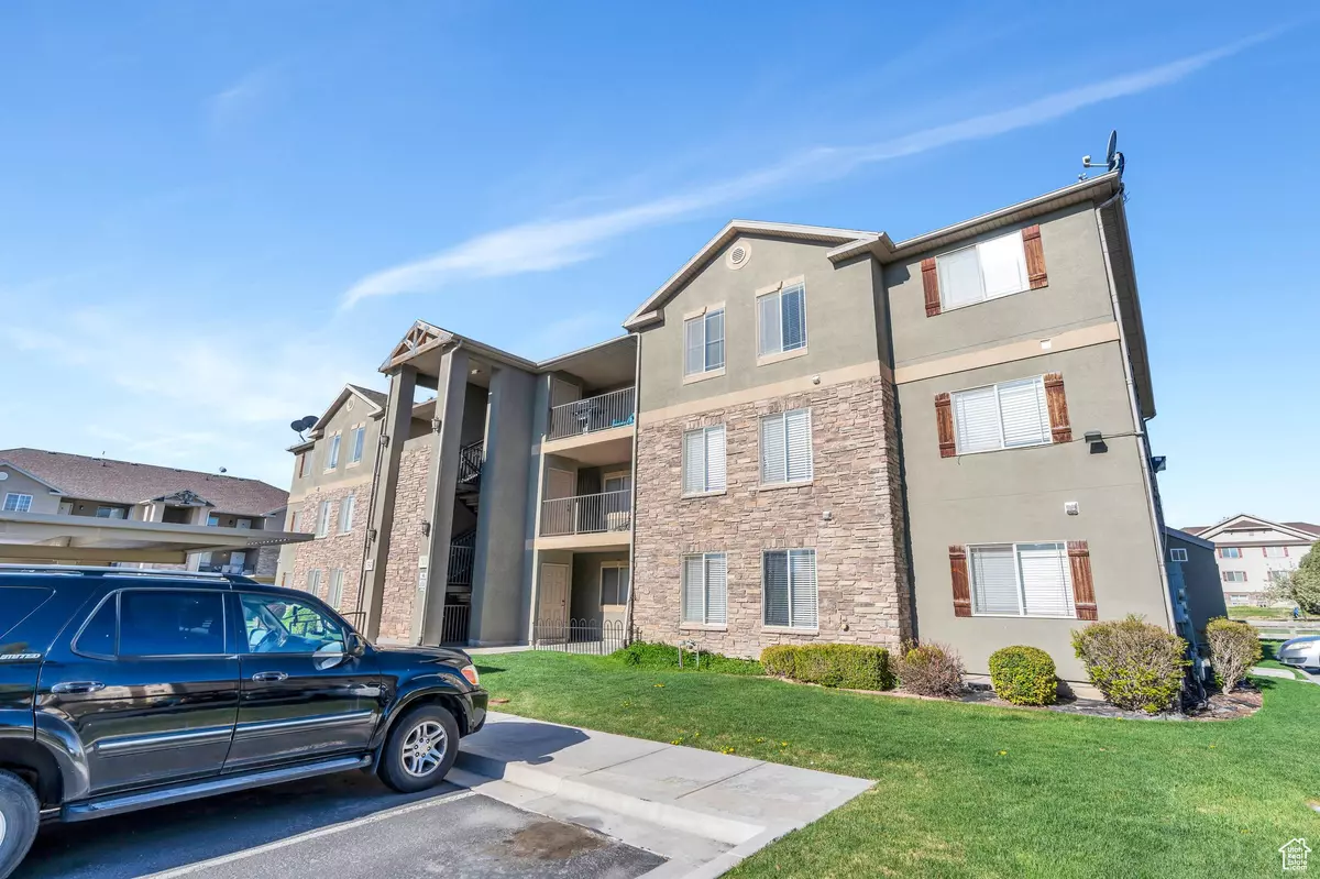 Eagle Mountain, UT 84005,3543 E ROCK CREEK RD #11