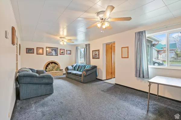 Orem, UT 84097,424 S 400 E