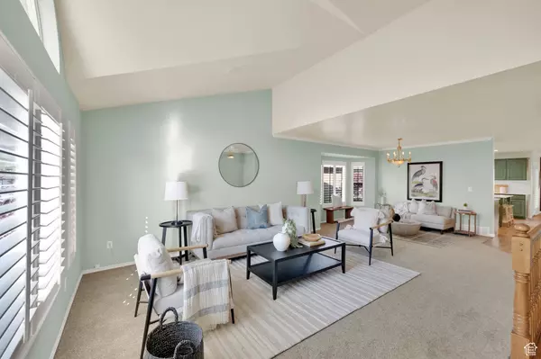 South Ogden, UT 84405,1085 E 5675 S