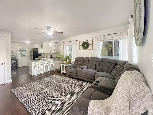 Vernal, UT 84078,226 N 400 E