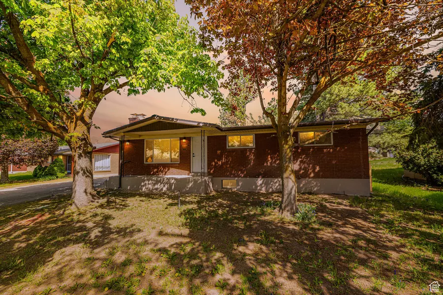 4432 ORCHARD AVE, South Ogden, UT 84403