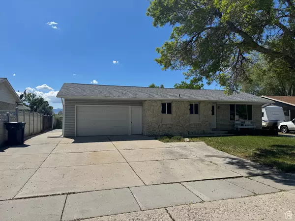 Sandy, UT 84070,9870 S 475 E