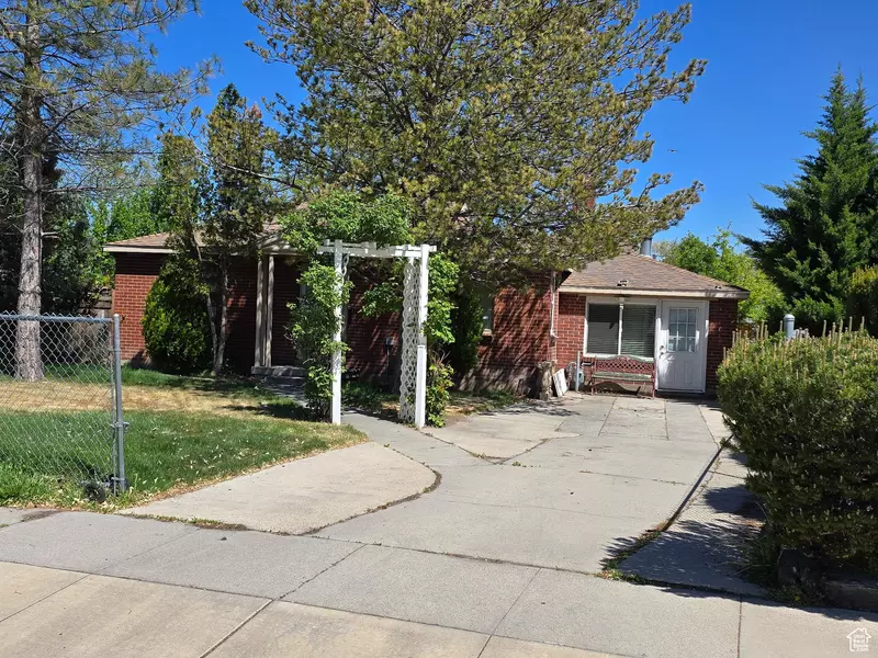 1111 S REDWOOD DR, Salt Lake City, UT 84104